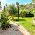 Bahamas Apartment