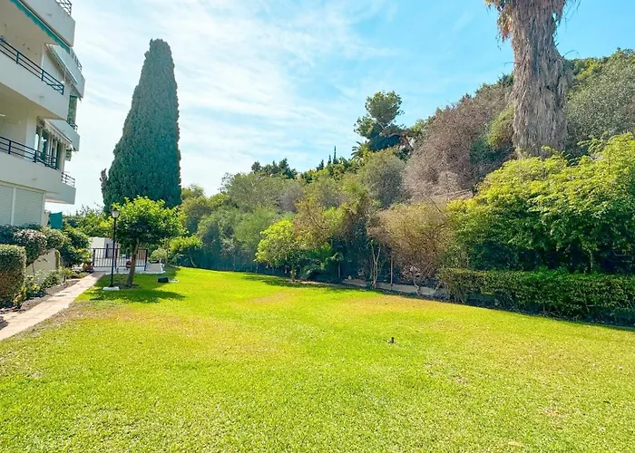 Апартаменты Bahamas *